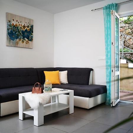 Wave N' Sea Apartment With A Private Pool Dubrovnik Ngoại thất bức ảnh