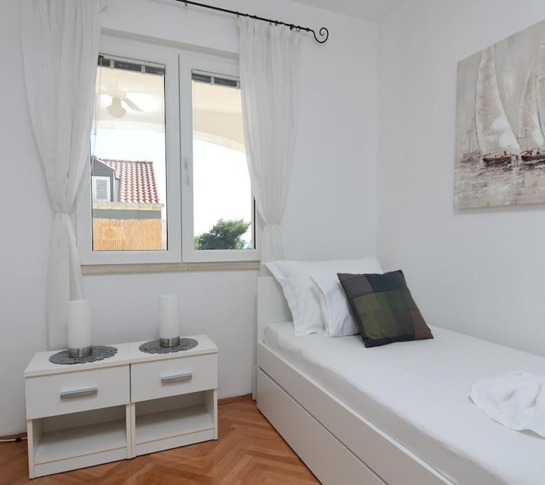 Wave N' Sea Apartment With A Private Pool Dubrovnik Ngoại thất bức ảnh