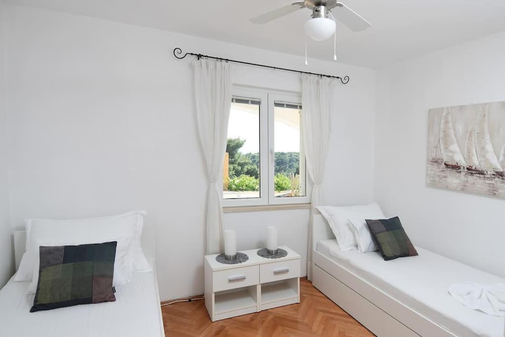 Wave N' Sea Apartment With A Private Pool Dubrovnik Ngoại thất bức ảnh