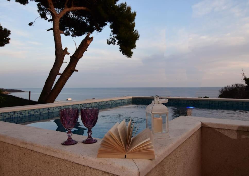 Wave N' Sea Apartment With A Private Pool Dubrovnik Ngoại thất bức ảnh